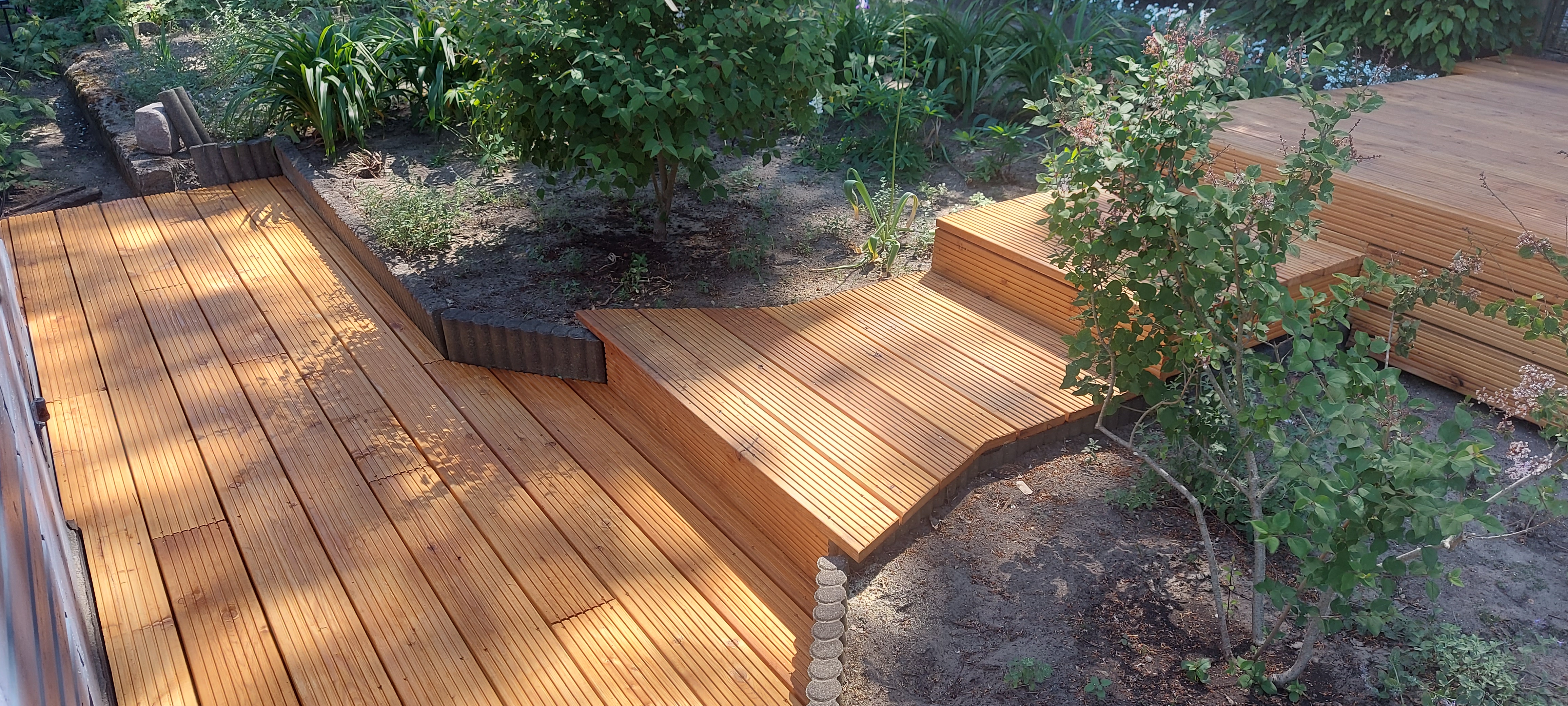 Gartenlaerchentreppe